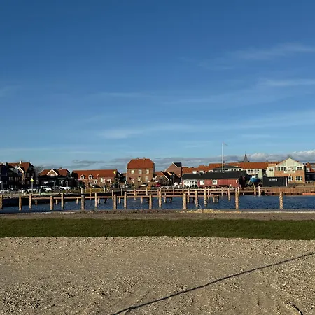 וילה Stort Ved Havnen I Centrum