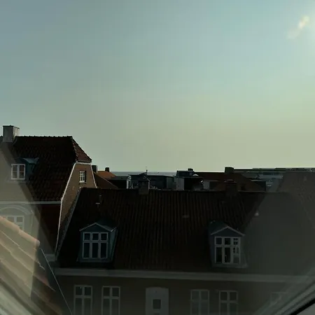 Stort Ved Havnen I Centrum Villa *